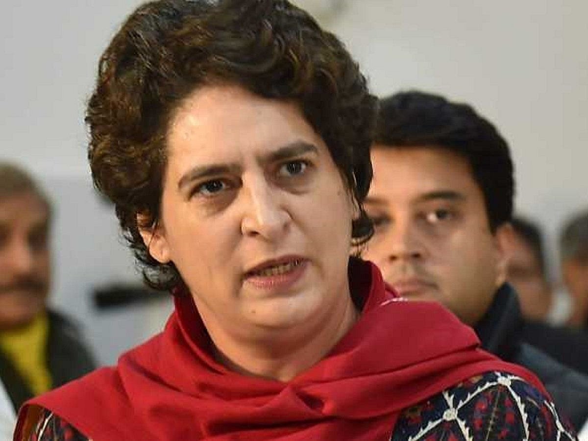 जासूसी मामले में कांग्रेस का आरोप, कहा- प्रियंका गांधी को भी मिला व्हाट्सएप हैकिंग मैसेज