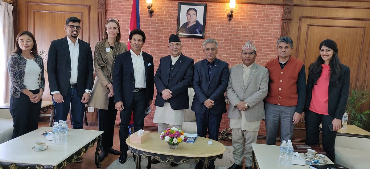 नेपाल में ‘बैट फॉर ब्रेन डेवलपमेंट’ से जुड़े सचिन और एयरपोर्ट से सीधे स्टेडियम पहुंच सकते हैं शास्त्री, डोमिंगो’