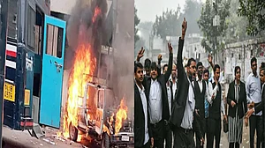 तीस हजारी कोर्ट हिंसा: विशेष पुलिस आयुक्त संजय सिंह के खिलाफ कार्रवाई, उत्तरी दिल्ली से हटाया गया