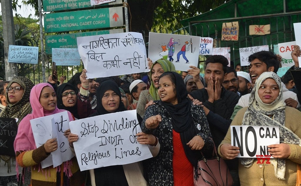 जामिया: छात्रों पर पुलिस बर्बरता का वीडियो विश्वविद्यालय प्रशासन के पास, लेकिन अभी तक दर्ज नहीं कराई कोई FIR