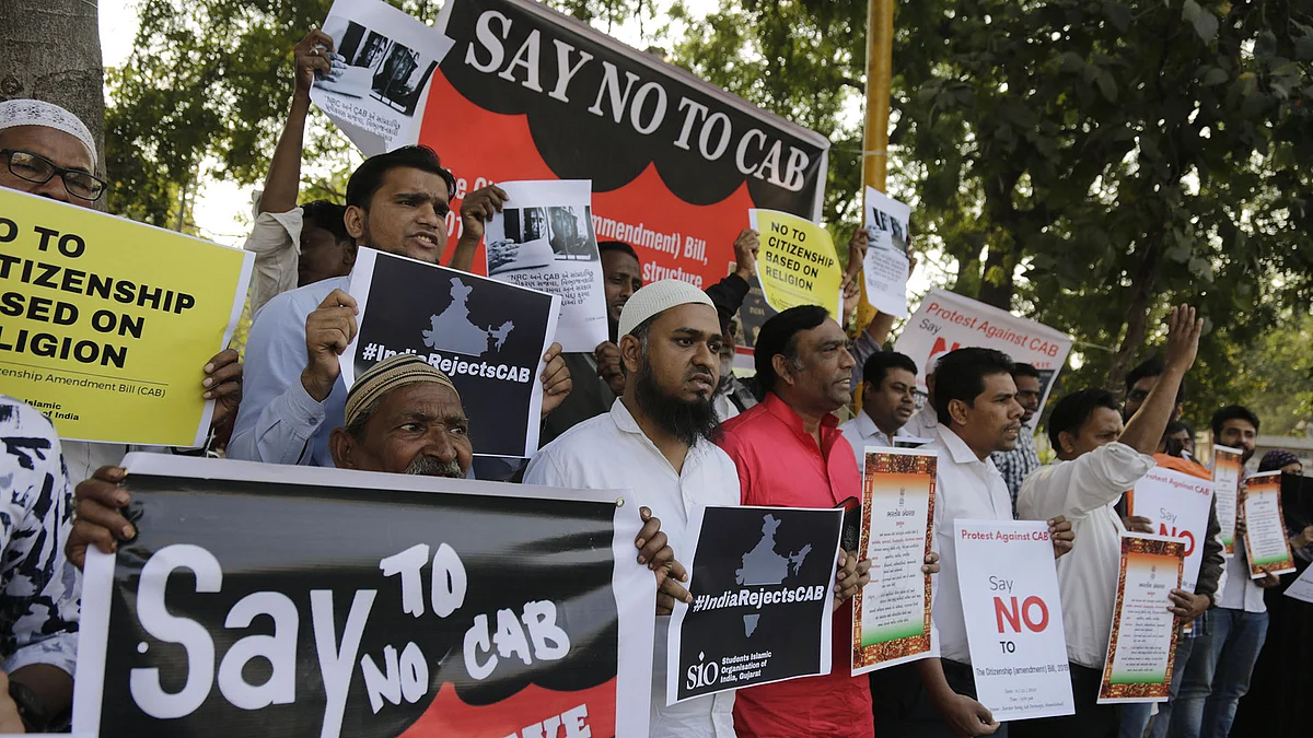 नागरिकता कानून से हाशिये पर ‘सर्वधर्म समभाव’ की भारतीय पहचान,  धर्मनिरपेक्ष देश के अंत का हुआ आगाज