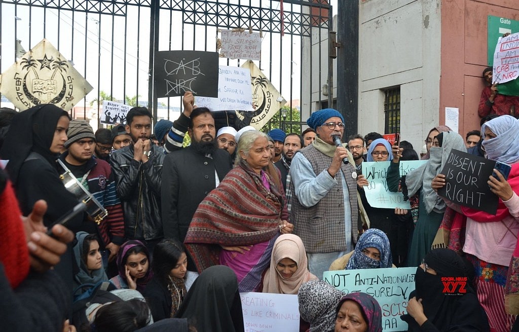 जामिया:  छात्रों पर पुलिस बर्बरता का वीडियो विश्वविद्यालय प्रशासन के पास, लेकिन अभी तक दर्ज नहीं कराई कोई FIR