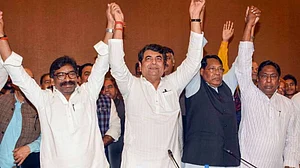 झारखंड में जेएमएम-कांग्रेस को पूर्ण बहुमत, जीत पर हेमंत सोरेन ने कहा- लोगों की उम्मीदें टूटने नहीं देंगे