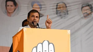 झारखंड से राहुल गांधी का वादा- सरकार आने पर किसी को नहीं छूने देंगे गरीबों की जमीन, पोछेंगे किसानों के आंसू