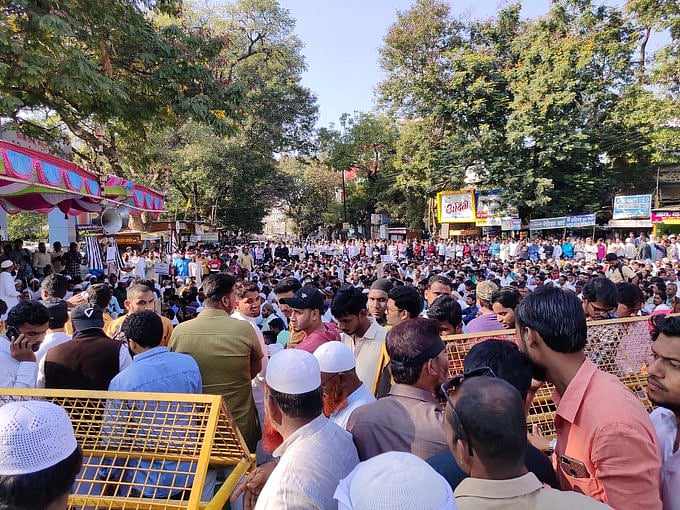 नागरिकता कानून के खिलाफ पूरे भारत में उबाल, बंगाल, बिहार, यूपी से लेकर पंजाब तक विरोध में सड़कों पर उतरे लोग