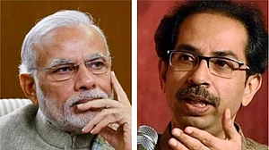 जीएसटी को क्रांतिकारी आर्थिक योजना बताने वाले मोदी सरकार ने राज्यों के मुंह से छीना निवाला: शिवसेना