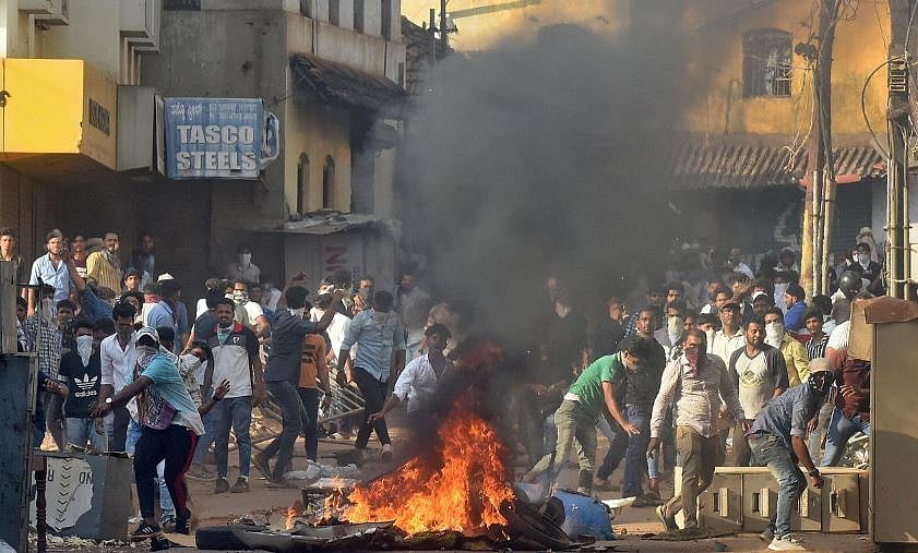 नागरिकता कानून के खिलाफ विरोध प्रदर्शन में बीजेपी शासित कर्नाटक में 2 और उत्तर प्रदेश में एक व्यक्ति की मौत