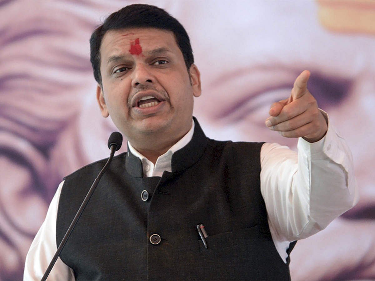 महाराष्ट्र: सत्ता जाते ही BJP नेताओं में छिड़ी जंग, फडणवीस ने अपनी ही पार्टी के नेता को बताया झूठा