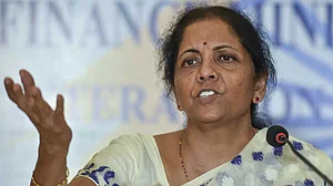 महंगाई से मंदी के सवाल का वित्त मंत्री के पास नहीं हैं जवाब! निर्मला सीतारमण बोलीं- कोई टिप्पणी नहीं करना चाहती