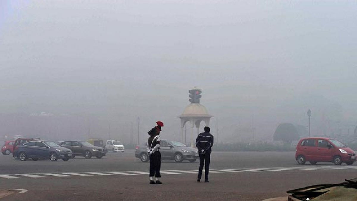 अभी तो सर्दी शुरू हुई है...दिल्ली में पारा पहुंचा 5 डिग्री, मौसम विभाग ने कहा- हालात और बिगड़ेंगे 