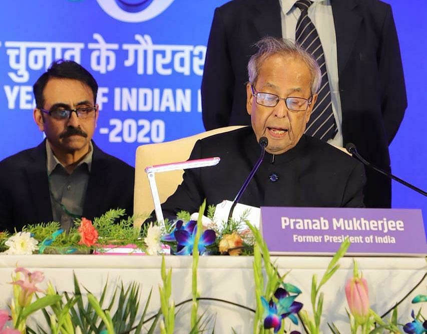 पूर्व राष्ट्रपति मुखर्जी ने सरकार को दिखाया आईना, बोले- सड़कों पर आए युवाओं की संविधान में आस्था दिल छूने वाली