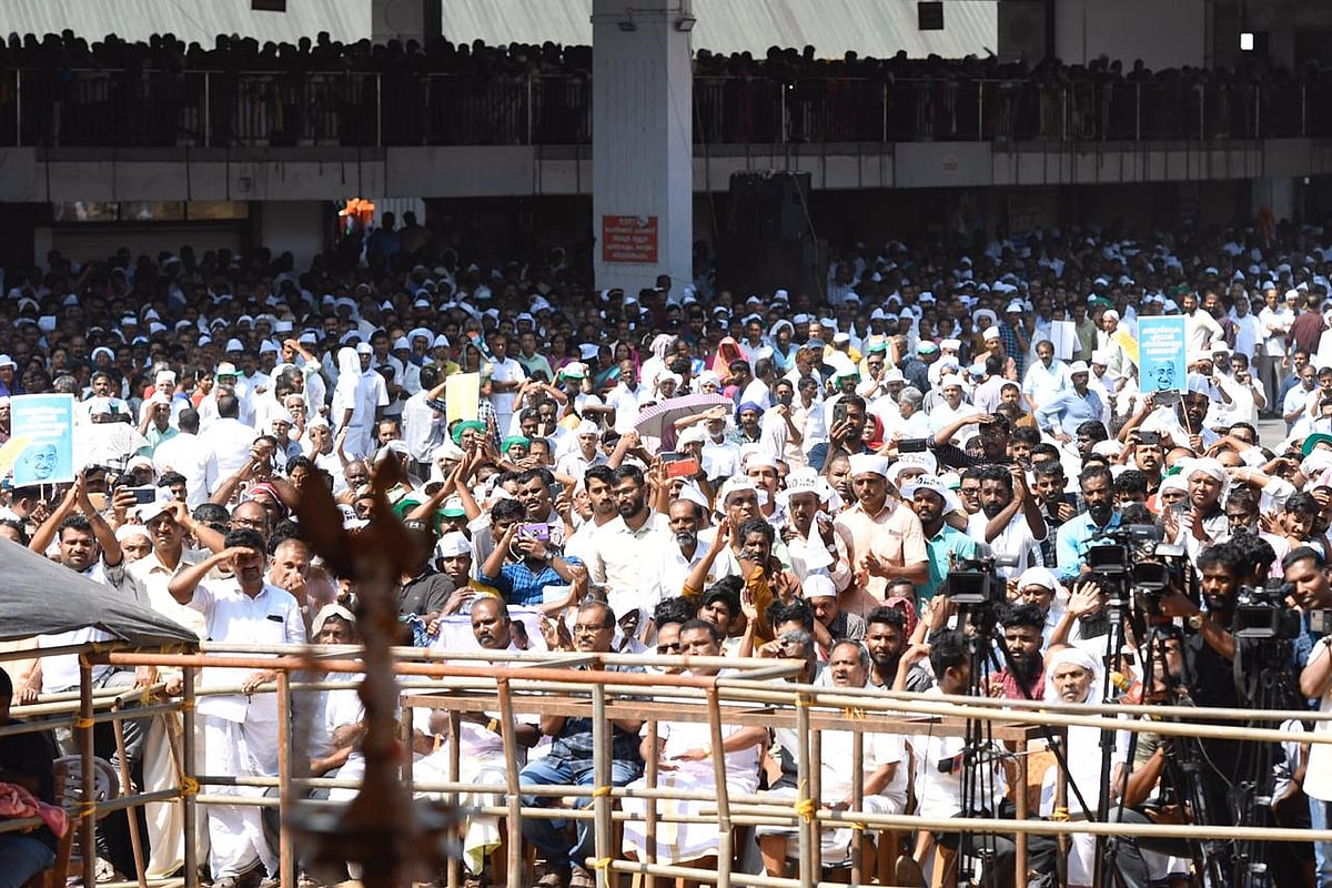 संविधान बचाओ मार्च: केरल में राहुल बोले- नाथूराम गोडसे और नरेंद्र मोदी एक ही विचारधारा में करते हैं विश्वास
