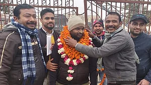 CAA Protest में गिरफ्तार सामाजिक कार्यकर्ता से पुलिस ने पूछा- ‘आप हिंदू, फिर आपकी दोस्ती मुसलमानों से क्यों?’