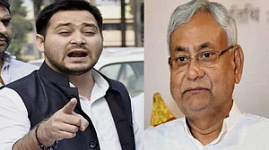 बिहार: मानव श्रृंखला में खड़े दो शिक्षकों की मौत, तेजस्वी बोले- ये सीएम नीतीश के अहंकार की वजह से हुआ