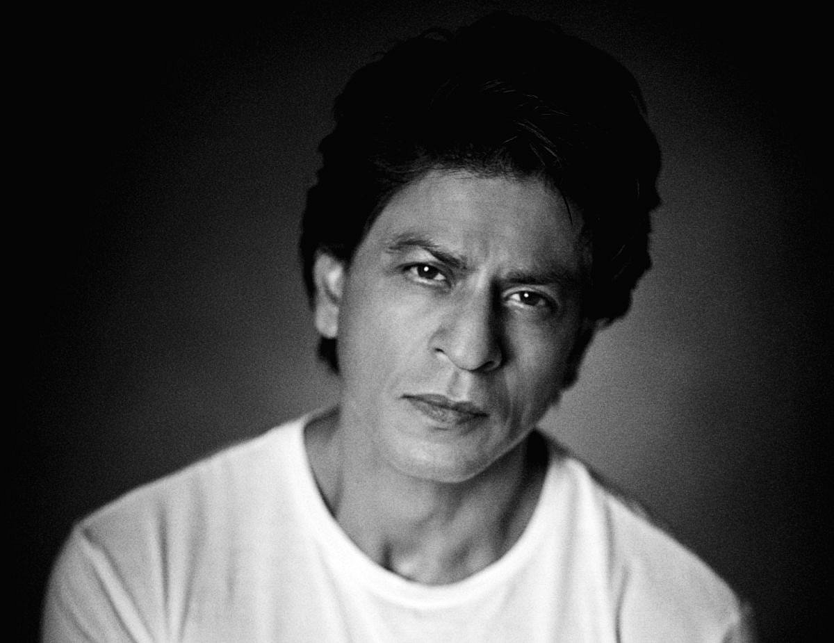 सिनेजीवन: वीडियो के जरिए ‘किंग खान’ ने दिया नई फिल्म का संकेत? दिव्यांग बच्चों संग ‘बिग बी’ ने गाया राष्ट्रगान