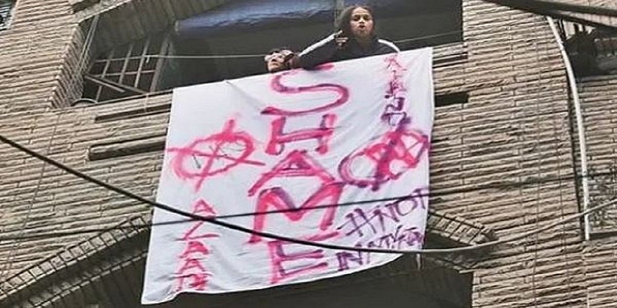 अमित शाह को CAA के खिलाफ बैनर दिखाकर नारा लगाने वाली महिलाओं से मकान मालिक ने खाली कराया फ्लैट