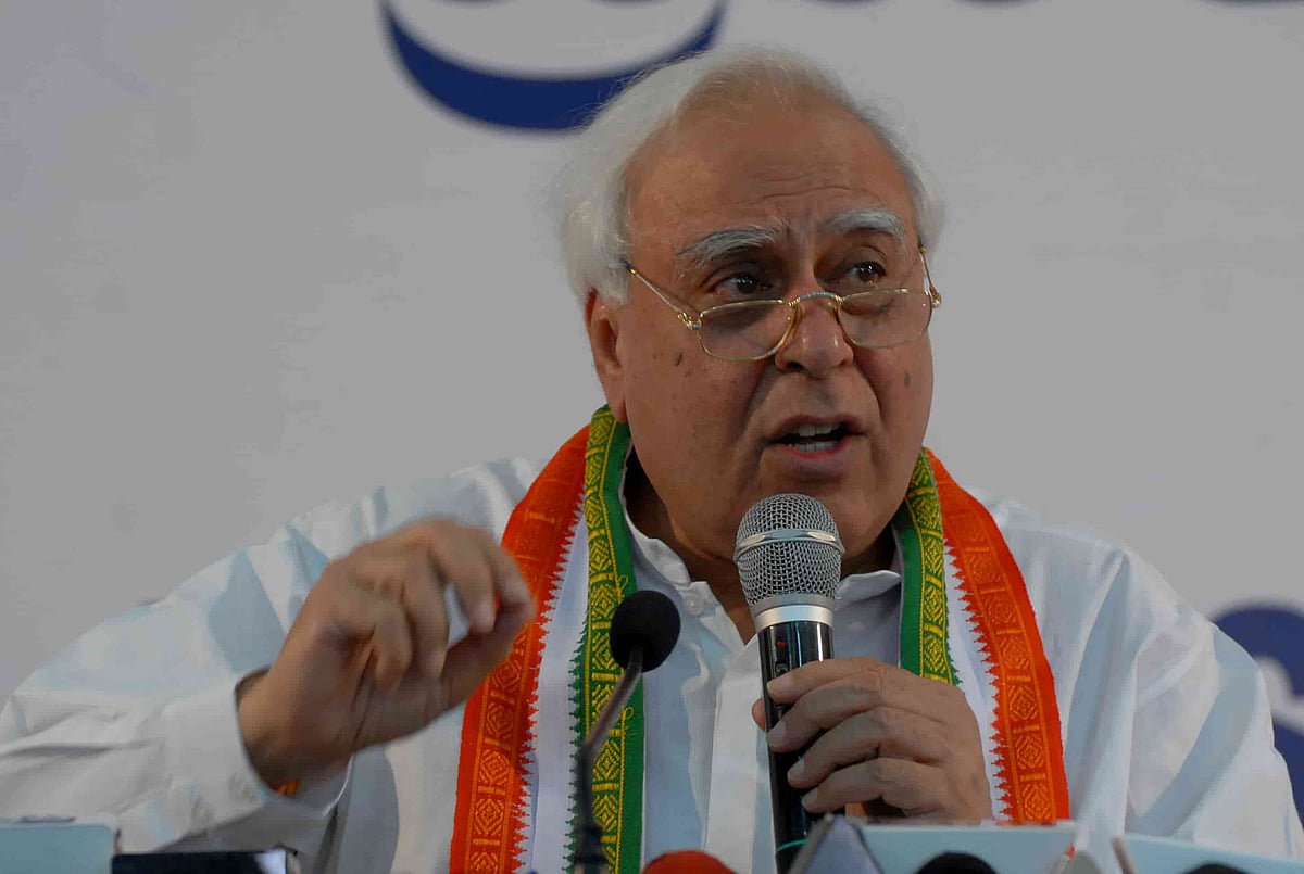 ‘CAA, NRC और NPR पर पीएम मोदी और अमित शाह ने बोले नौ झूठ’, कपिल सिब्बल ने दी बहस की चुनौती