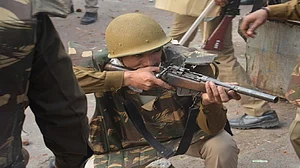 ‘पालतू’ पुलिस के बूते सरकारी कहर ढाने का उदाहरण है उत्तर प्रदेश