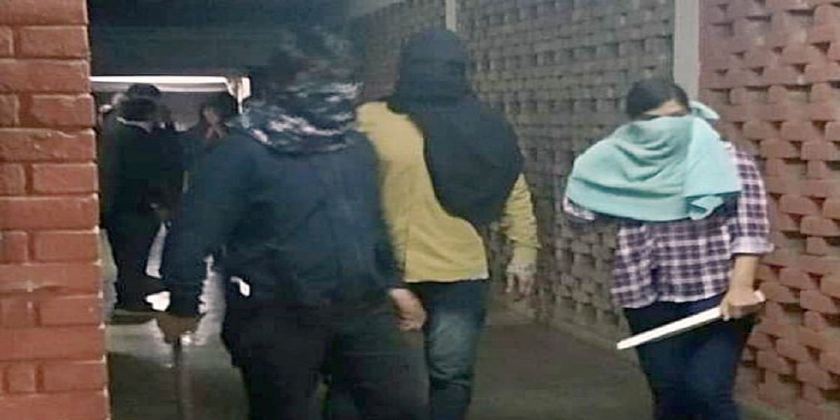 जेएनयू में नकाबपोश गैंग के हमले के तीन दिन बाद भी कोई गिरफ्तारी नहीं, पुलिस को देने होंगे कई सवालों के जवाब