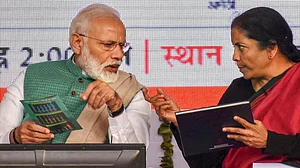 बजट से पहले मोदी सरकार के लिए बुरी खबर, 72% भारतीय मानते हैं मोदी दौर में महंगाई बढ़ी, खर्च चलाना मुश्किल