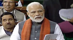 दिल्ली के रण में बीजेपी ने संसद से छोड़ा आखिरी तीर, लोकसभा से राममंदिर ट्रस्ट के ऐलान पर उठे सवाल