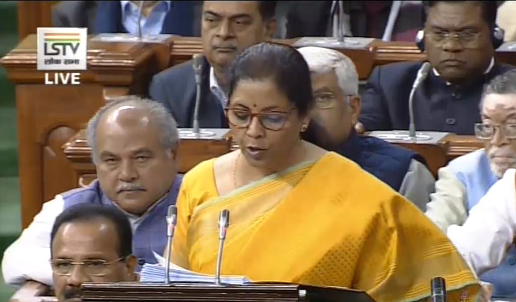 बजट 2020 LIVE: आम लोगों को टैक्स स्लैब में मिली छूट, बजट में वित्त मंत्री निर्मला सीतारमण का ऐलान