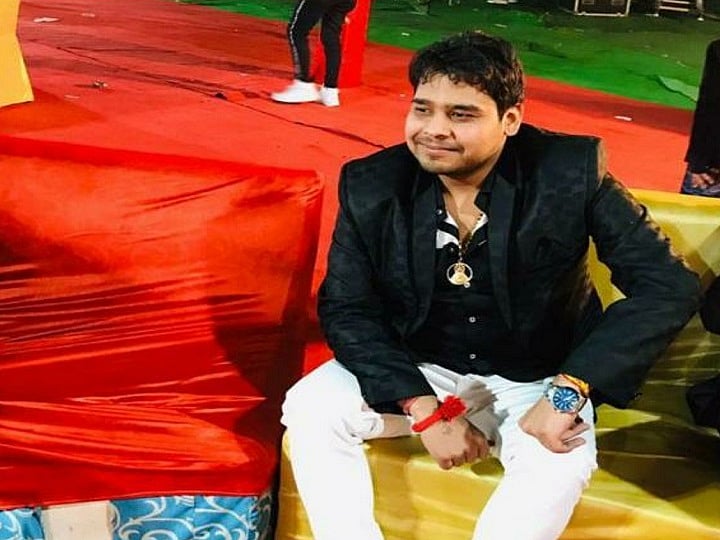 दिल्ली में कार सवार युवक पर 40 राउंड फायरिंग, 20 गोलियां लगने से युवक की मौत