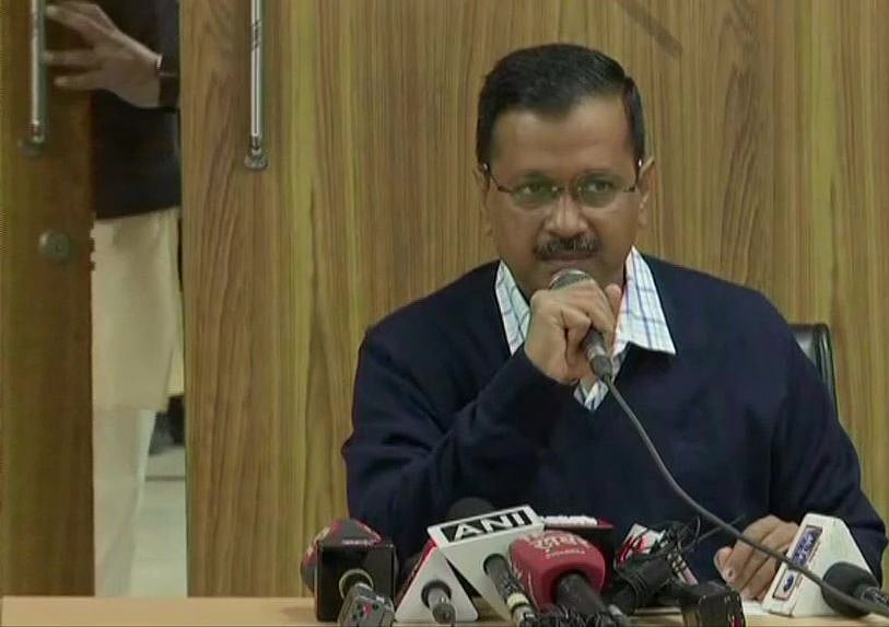 दिल्ली हिंसा: ‘दंगाइयों के खिलाफ एक्शन नहीं ले पा रही पुलिस, आदेश का रहता है इंतजार’