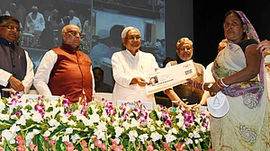 आयुष्मान भारत योजना के तहत मोदी सरकार ने बिहार को नहीं दिया एक भी पैसा, बजट घटाकर किया आधा