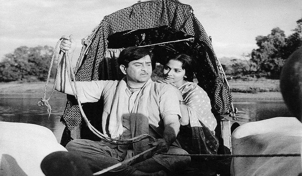 फिल्मों में खो गए असली गांव, सिनेमा में ‘गांव की गोरी’ और घाघरा-चोली में सिमटा  ग्रामीण भारत