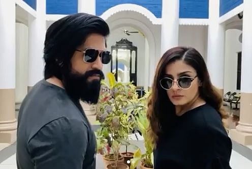 सिनेजीवन: केजीएफ 2 के स्टार ने रवीना से कहा, ‘चीज बड़ी है मस्त-मस्त’, प्रियंका और निक ने ‘आंख मारे’ गाने पर किया डांस