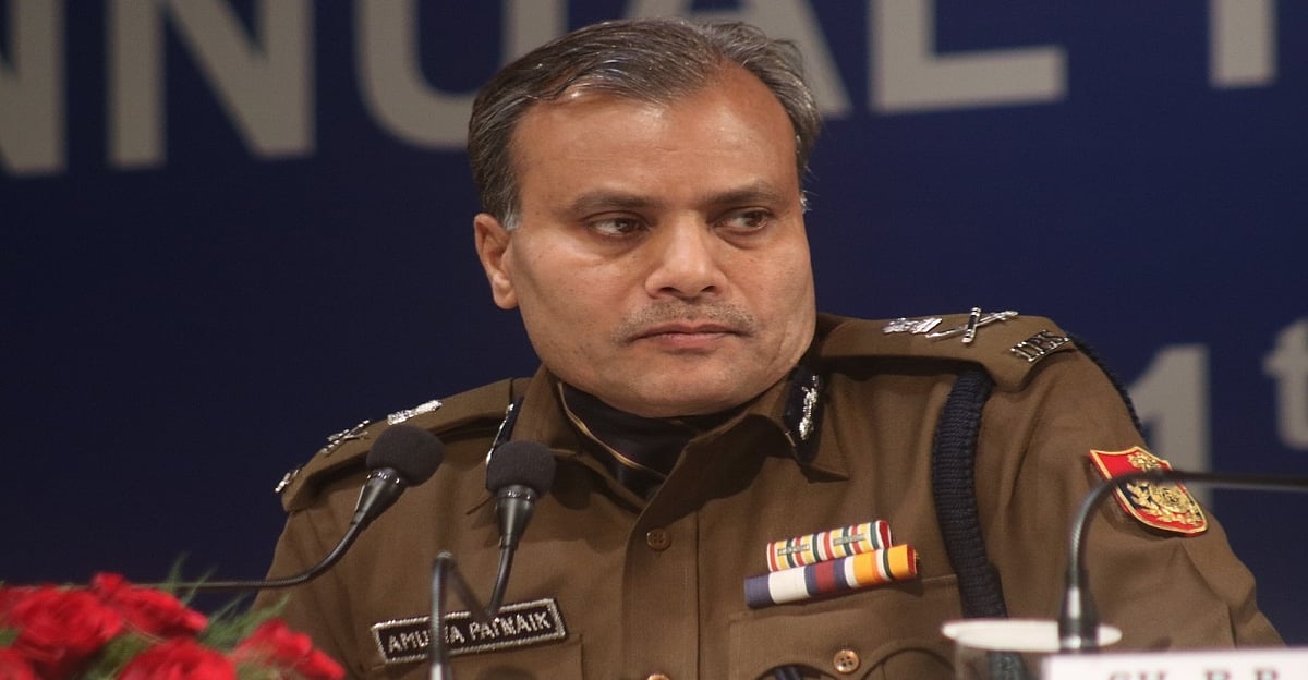 धू-धू कर जली ‘दिल्ली’ और ‘पिटी’ पुलिस ने रिटायरमेंट से ठीक पहले ‘पटनायक’ को बना डाला ‘खलनायक’