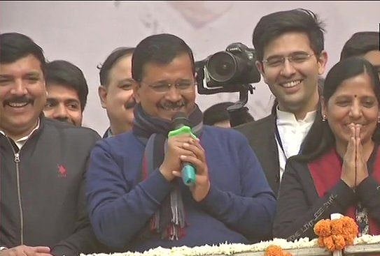 दिल्ली में फिर लौटी ‘आप’ की सरकार, चिदंबरम, तेजस्वी, शरद पवार समेत कई नेताओं ने दी बधाई, जानें किसने क्या कहा?