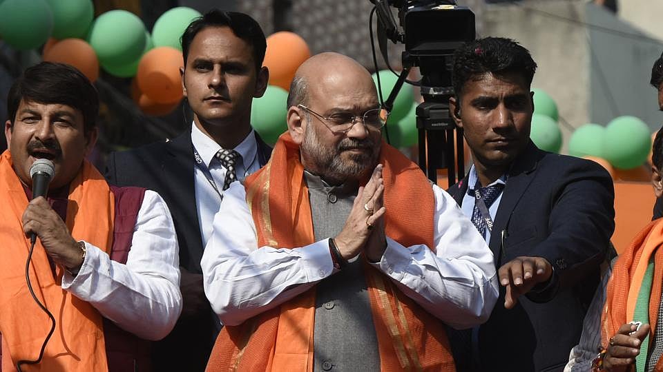 वीडियो: दिल्ली चुनाव जीतने के लिए शर्मनाक बयानों के बाद अब भड़काऊ प्रचार गीतों का सहारा ले रही BJP