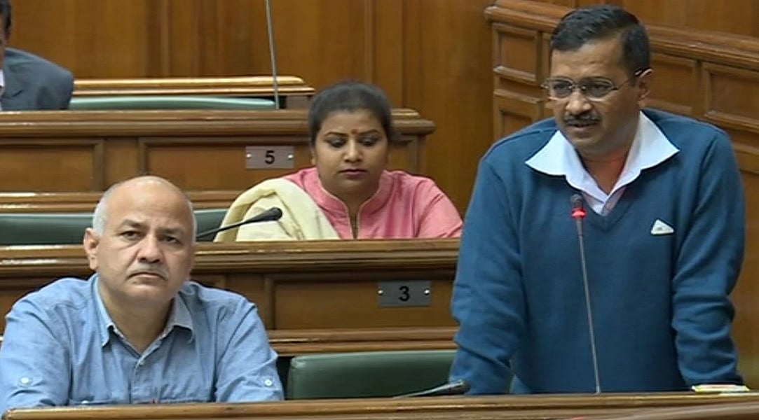 Delhi Violence: शहीद हेड कॉन्स्टेबल के परिवार को 1 करोड़ रुपये देगी AAP, केजरीवाल बोले- बेकार नहीं जाएगी शहादत 