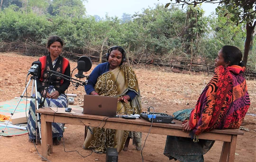 विश्व रेडियो दिवसः झारखंड के आदिवासियों की अनोखी मुहिम, भाषा-संस्कृति को बचाने के लिए शुरू किया अपना रेडियो