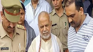 उत्तर प्रदेश: जेल में बंद बीजेपी नेता चिन्मयानंद को मिली जमानत, लॉ की छात्रा से है रेप का आरोप