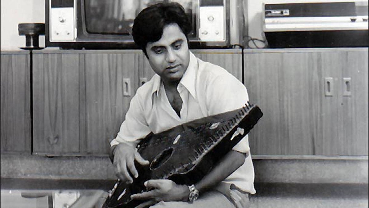 जन्मदिन विशेषः जगजीत सिंह वाया जालंधर, जिसकी मिट्टी की खुश्बू आखिरी वक्त तक खींचती रही
