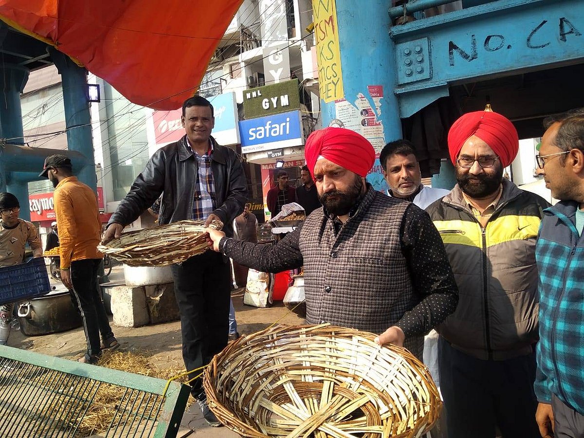 शाहीन बाग में बिरयानी नहीं, चलता है लंगर, जिसके लिए सिख वकील ने बेच दिया फ्लैट