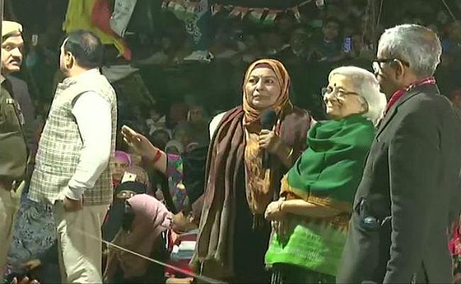 शाहीन बाग: तीसरे दिन भी नहीं निकला कोई नतीजा, वार्ताकार सड़क खोलकर बंद किए जाने पर भड़के