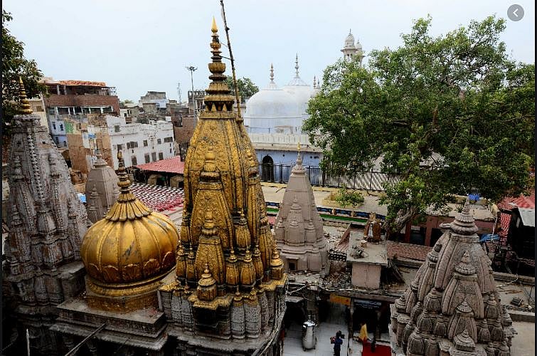 उत्तर प्रदेश की योगी सरकार मंदिरों की संपत्तियों पर कब्जे की तैयारी में, विधि आयोग ने शुरु कराया सर्वे