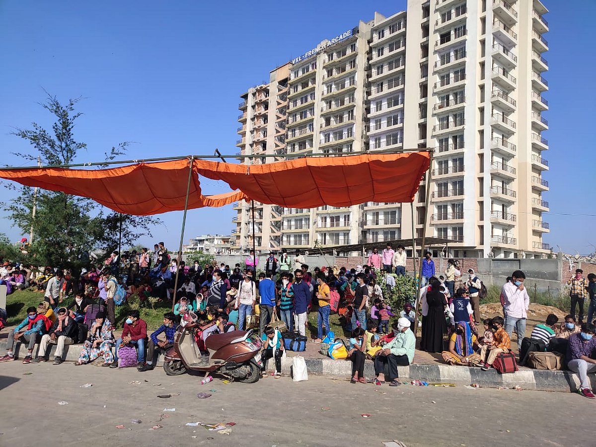 बड़ी खबर LIVE:  मजदूरों के पलायन पर प्रियंका का केंद्र सरकार पर वार, कहा- प्रजा करे हाहाकार, जागो हे सरकार