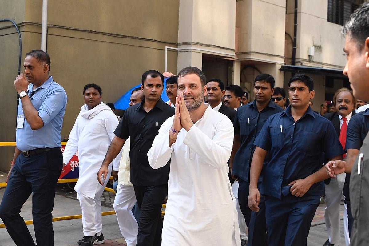 राहुल गांधी बोले- कोरोना से लड़ने के लिए ताली बजाने की नहीं, आर्थिक पैकेज की जरूरत, कांग्रेस ने पूछे अहम सवाल