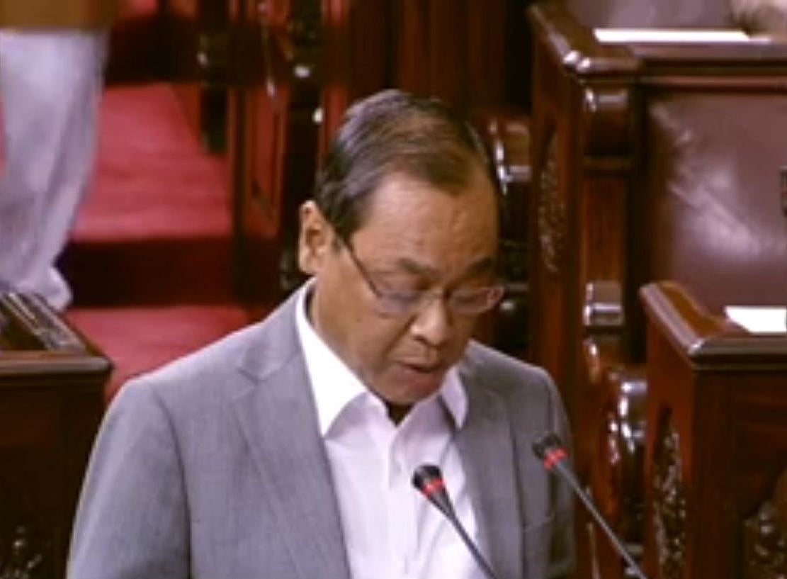 ‘शेम-शेम’ के नारे बीच पूर्व CJI रंजन गोगोई ने ली राज्यसभा सदस्य के रूप में शपथ, उनके इन फैसलों पर उठ रहे सवाल?