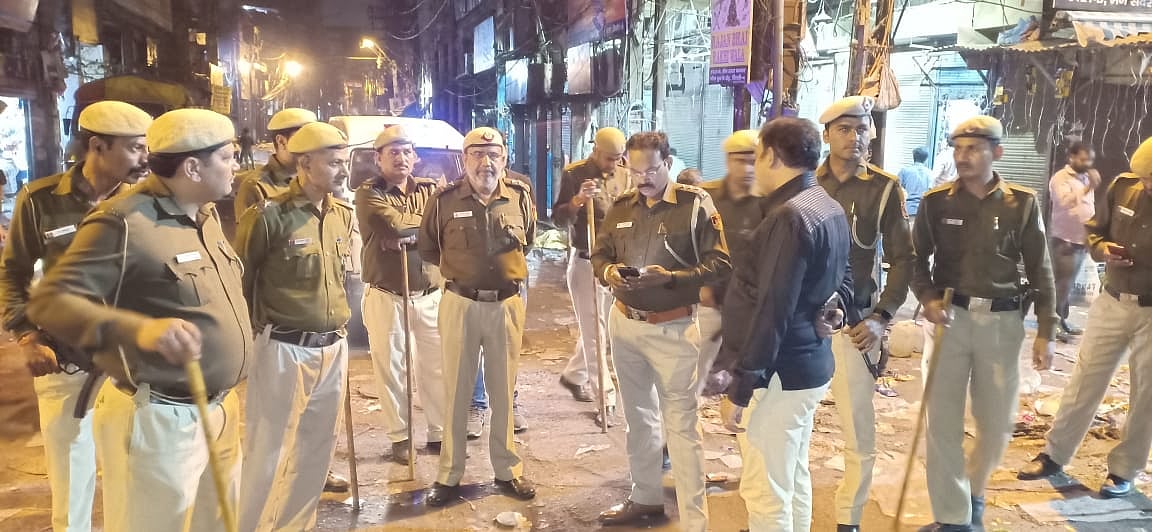 आखिर कैसे फैल गई दिल्ली के कई इलाकों में तनाव की अफवाह, यह है असली वजह!