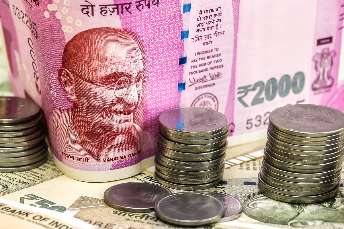 अर्थ जगत की 5 बड़ी खबरें: लॉकडाउन से देश को हो सकता है 9 लाख करोड़ का नुकसान,  टेलीकॉम सेक्टर में फेसबुक की एंट्री!