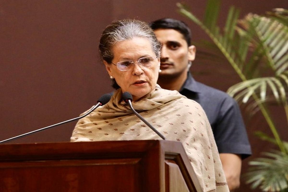 सोनिया गांधी ने कोराना को लेकर कांग्रेस के मुख्यमंत्रियों को लिखा पत्र, तत्काल प्रभावी कदम उठाने के लिए कहा