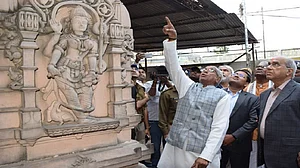 राम मंदिर का नक्शा फाइनल नहीं, अब जल्द ही चंदा जुटाने के नाम पर शुरु होगा हिंदू जागरण अभियान