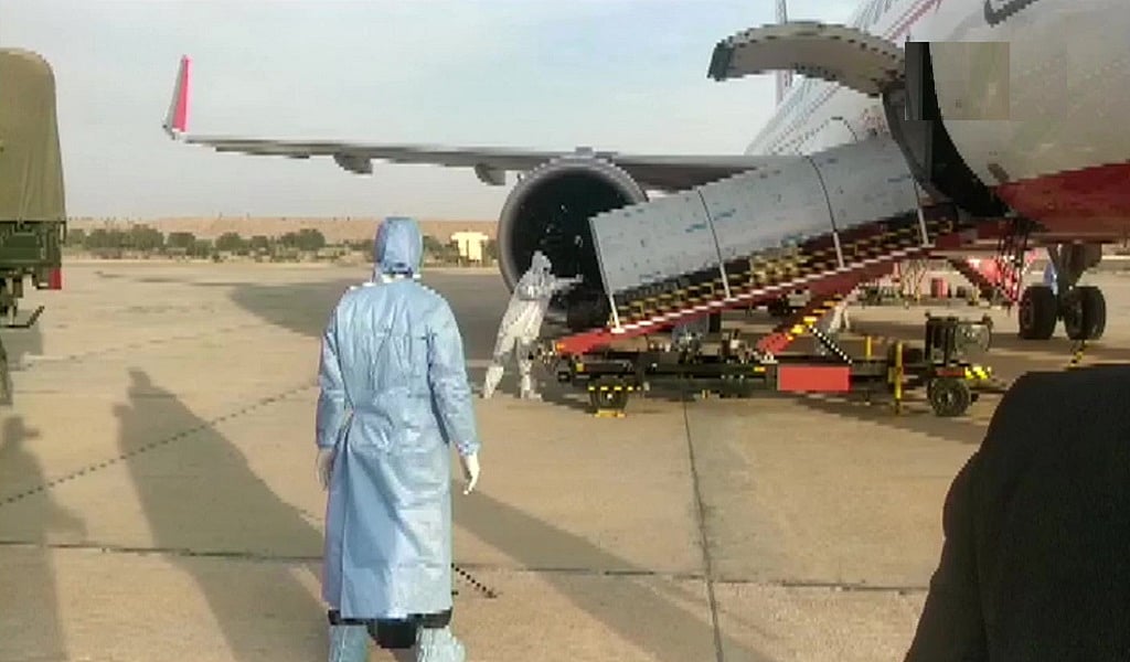 कोरोना वायरस से मचे कोहराम के बीच ईरान से 236 भारतीय स्वदेश लौटे, जैसलमेर के सेना कैंप में ले जाया गया