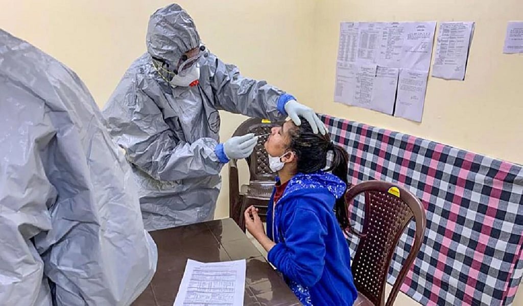 देश में नहीं थम रही कोरोना की रफ्तार, आज फिर 628 नए मामले आए सामने, कुल संख्या 4,000 के पार